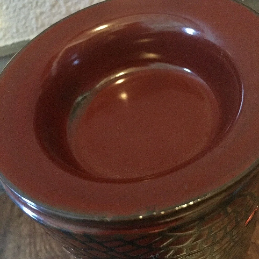 Scentsy Cobbled Leather Wax Warmer Rare Retired Red Black Brick Pattern 26979